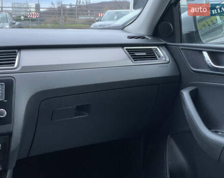 Серый Шкода Рапид, объемом двигателя 1.2 л и пробегом 160 тыс. км за 9400 $, фото 24 на Automoto.ua