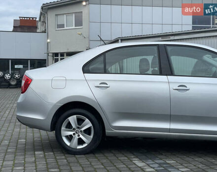 Серый Шкода Рапид, объемом двигателя 1.2 л и пробегом 160 тыс. км за 9400 $, фото 7 на Automoto.ua