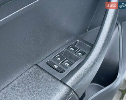 Серый Шкода Рапид, объемом двигателя 1.2 л и пробегом 160 тыс. км за 9400 $, фото 38 на Automoto.ua