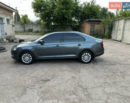 Серый Шкода Рапид, объемом двигателя 1.6 л и пробегом 176 тыс. км за 12900 $, фото 2 на Automoto.ua