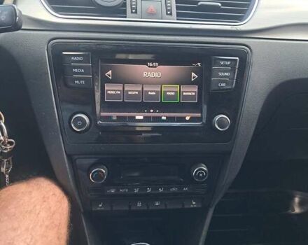 Серый Шкода Рапид, объемом двигателя 1.6 л и пробегом 245 тыс. км за 11300 $, фото 14 на Automoto.ua