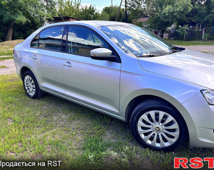 Серый Шкода Рапид, объемом двигателя 1.6 л и пробегом 118 тыс. км за 12700 $, фото 5 на Automoto.ua