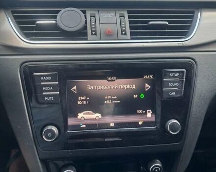 Серый Шкода Рапид, объемом двигателя 1.6 л и пробегом 245 тыс. км за 11300 $, фото 13 на Automoto.ua