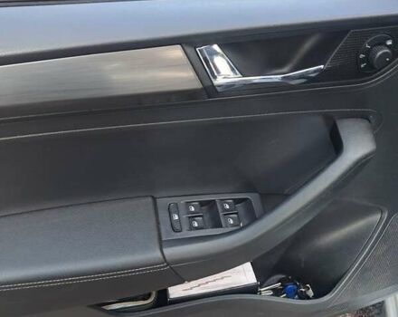 Серый Шкода Рапид, объемом двигателя 1.6 л и пробегом 245 тыс. км за 11300 $, фото 3 на Automoto.ua