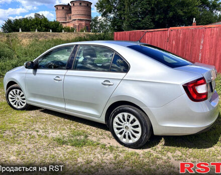 Серый Шкода Рапид, объемом двигателя 1.6 л и пробегом 118 тыс. км за 12700 $, фото 2 на Automoto.ua