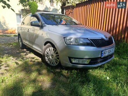 Шкода Рапид 2013 в Ужгороде на Automoto.ua Серый Шкода Рапид, объемом двигателя 0 л и пробегом 96 тыс. км за 9600 $, фото 1 на Automoto.ua