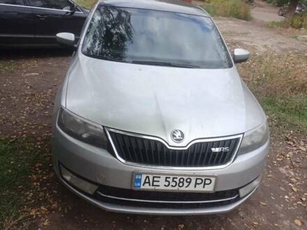 Шкода Рапид 2013 в Кривом Роге на Automoto.ua Серый Шкода Рапид, объемом двигателя 1.6 л и пробегом 350 тыс. км за 8100 $, фото 1 на Automoto.ua