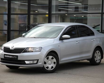 Сірий Шкода Рапід, об'ємом двигуна 1.2 л та пробігом 112 тис. км за 8900 $, фото 1 на Automoto.ua