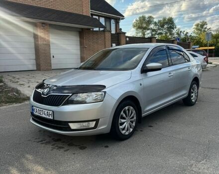 Сірий Шкода Рапід, об'ємом двигуна 1.2 л та пробігом 267 тис. км за 6000 $, фото 1 на Automoto.ua
