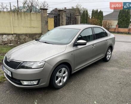 Серый Шкода Рапид, объемом двигателя 1.2 л и пробегом 183 тыс. км за 7300 $, фото 1 на Automoto.ua