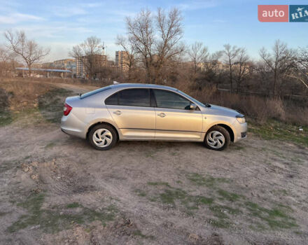 Серый Шкода Рапид, объемом двигателя 1.6 л и пробегом 281 тыс. км за 6900 $, фото 1 на Automoto.ua