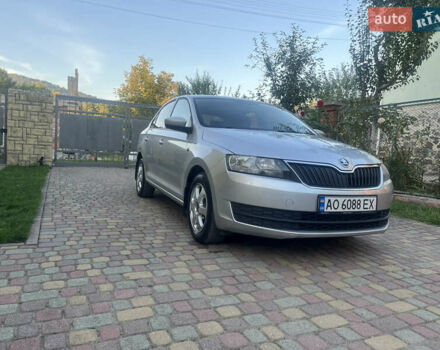 Сірий Шкода Рапід, об'ємом двигуна 1.2 л та пробігом 112 тис. км за 8000 $, фото 1 на Automoto.ua
