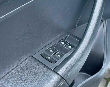 Сірий Шкода Рапід, об'ємом двигуна 1.2 л та пробігом 160 тис. км за 9400 $, фото 1 на Automoto.ua