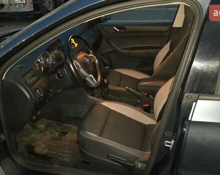 Сірий Шкода Рапід, об'ємом двигуна 1.2 л та пробігом 175 тис. км за 8300 $, фото 1 на Automoto.ua