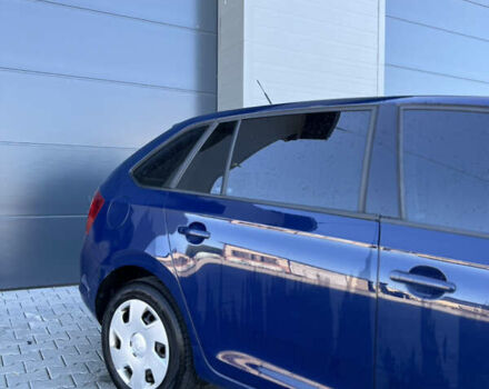 Шкода Рапид 2014 в Сарнах на Automoto.ua Синий Шкода Рапид, объемом двигателя 1.6 л и пробегом 299 тыс. км за 7800 $, фото 3 на Automoto.ua