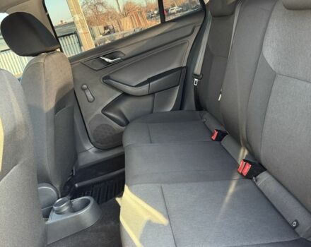 Синій Шкода Рапід, об'ємом двигуна 1.2 л та пробігом 160 тис. км за 7100 $, фото 9 на Automoto.ua