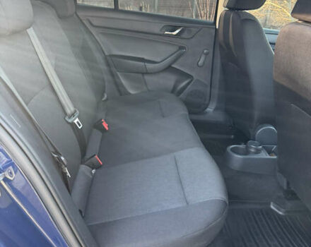 Синій Шкода Рапід, об'ємом двигуна 1.2 л та пробігом 160 тис. км за 7100 $, фото 12 на Automoto.ua