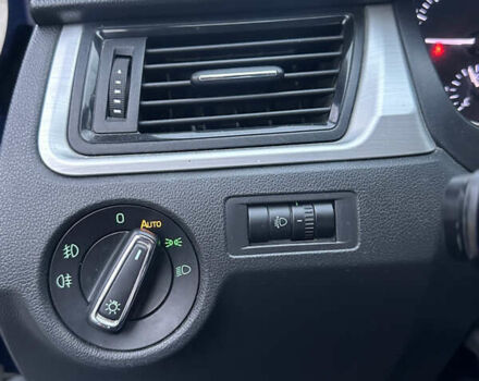 Синий Шкода Рапид, объемом двигателя 1.42 л и пробегом 238 тыс. км за 5999 $, фото 18 на Automoto.ua