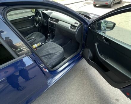 Синий Шкода Рапид, объемом двигателя 1.6 л и пробегом 320 тыс. км за 6500 $, фото 4 на Automoto.ua