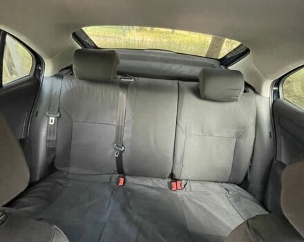 Синий Шкода Рапид, объемом двигателя 1.6 л и пробегом 320 тыс. км за 6500 $, фото 5 на Automoto.ua