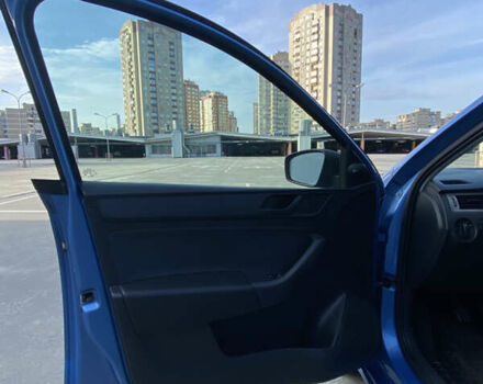 Синий Шкода Рапид, объемом двигателя 1.6 л и пробегом 172 тыс. км за 5950 $, фото 6 на Automoto.ua