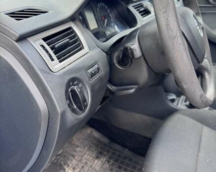 Синий Шкода Рапид, объемом двигателя 1.2 л и пробегом 132 тыс. км за 8000 $, фото 11 на Automoto.ua