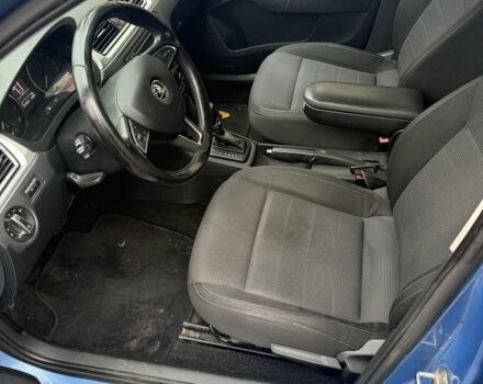 Синий Шкода Рапид, объемом двигателя 1.6 л и пробегом 257 тыс. км за 8300 $, фото 6 на Automoto.ua