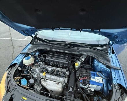 Синий Шкода Рапид, объемом двигателя 1.6 л и пробегом 258 тыс. км за 7850 $, фото 2 на Automoto.ua