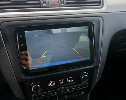 Синій Шкода Рапід, об'ємом двигуна 1.6 л та пробігом 123 тис. км за 8800 $, фото 5 на Automoto.ua