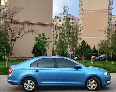 Шкода Рапід 2014 у Києві на Automoto.ua Синій Шкода Рапід, об'ємом двигуна 1.6 л та пробігом 114 тис. км за 10000 $, фото 2 на Automoto.ua