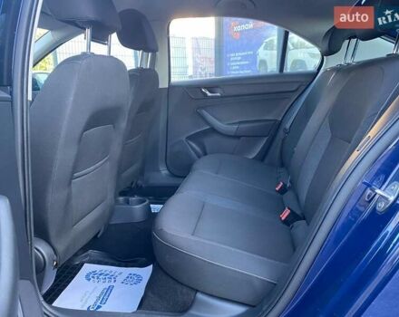 Синий Шкода Рапид, объемом двигателя 1.2 л и пробегом 165 тыс. км за 8800 $, фото 15 на Automoto.ua