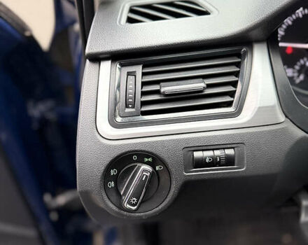 Синій Шкода Рапід, об'ємом двигуна 1.42 л та пробігом 204 тис. км за 7600 $, фото 20 на Automoto.ua