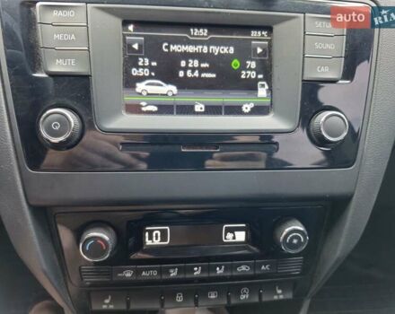 Синий Шкода Рапид, объемом двигателя 1.2 л и пробегом 180 тыс. км за 7700 $, фото 8 на Automoto.ua