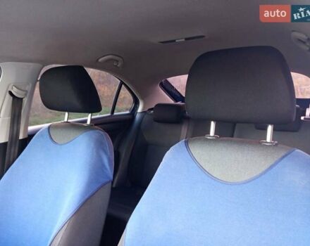 Синий Шкода Рапид, объемом двигателя 1.6 л и пробегом 221 тыс. км за 9900 $, фото 10 на Automoto.ua