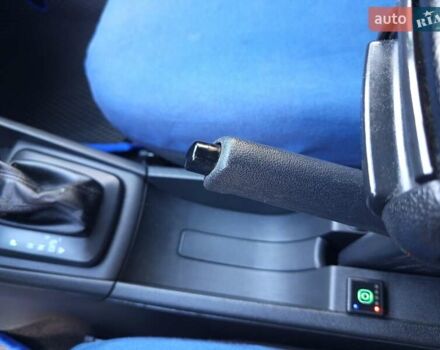 Синий Шкода Рапид, объемом двигателя 1.6 л и пробегом 221 тыс. км за 9900 $, фото 2 на Automoto.ua