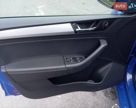 Синий Шкода Рапид, объемом двигателя 1 л и пробегом 117 тыс. км за 9950 $, фото 8 на Automoto.ua