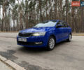 Синий Шкода Рапид, объемом двигателя 1 л и пробегом 99 тыс. км за 10400 $, фото 1 на Automoto.ua