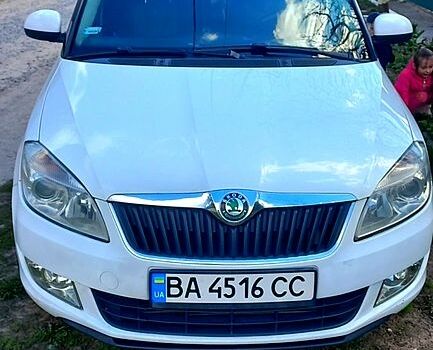 Білий Шкода Румстер, об'ємом двигуна 1.2 л та пробігом 233 тис. км за 4600 $, фото 2 на Automoto.ua