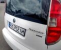 Белый Шкода Румстер, объемом двигателя 1.2 л и пробегом 283 тыс. км за 5000 $, фото 3 на Automoto.ua