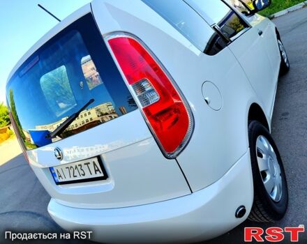 Белый Шкода Румстер, объемом двигателя 1.4 л и пробегом 285 тыс. км за 6350 $, фото 5 на Automoto.ua