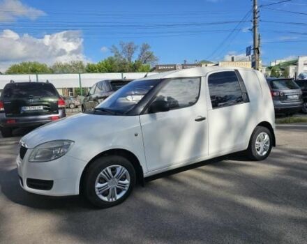 Белый Шкода Румстер, объемом двигателя 1.4 л и пробегом 375 тыс. км за 3187 $, фото 2 на Automoto.ua