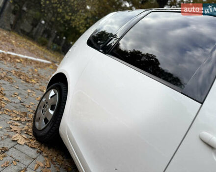 Шкода Румстер 2007 у Дрогобичі на Automoto.ua Білий Шкода Румстер, об'ємом двигуна 1.4 л та пробігом 244 тис. км за 4650 $, фото 13 на Automoto.ua