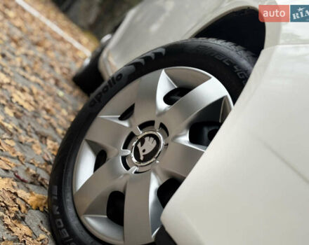 Шкода Румстер 2007 у Дрогобичі на Automoto.ua Білий Шкода Румстер, об'ємом двигуна 1.4 л та пробігом 244 тис. км за 4650 $, фото 6 на Automoto.ua