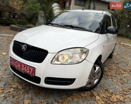 Шкода Румстер 2007 у Дрогобичі на Automoto.ua Білий Шкода Румстер, об'ємом двигуна 1.4 л та пробігом 244 тис. км за 4650 $, фото 26 на Automoto.ua