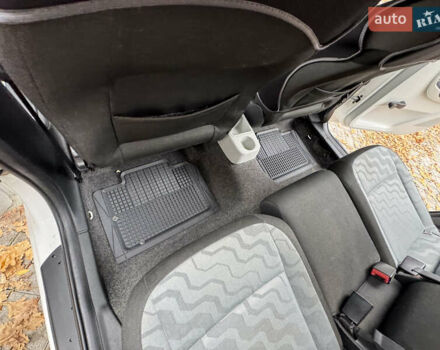 Шкода Румстер 2007 у Дрогобичі на Automoto.ua Білий Шкода Румстер, об'ємом двигуна 1.4 л та пробігом 244 тис. км за 4650 $, фото 70 на Automoto.ua