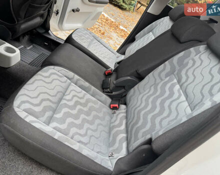 Шкода Румстер 2007 у Дрогобичі на Automoto.ua Білий Шкода Румстер, об'ємом двигуна 1.4 л та пробігом 244 тис. км за 4650 $, фото 68 на Automoto.ua