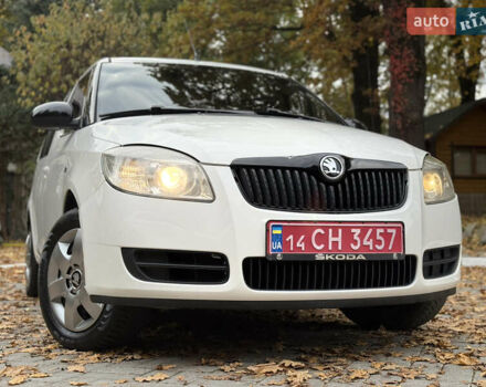 Шкода Румстер 2007 у Дрогобичі на Automoto.ua Білий Шкода Румстер, об'ємом двигуна 1.4 л та пробігом 244 тис. км за 4650 $, фото 2 на Automoto.ua