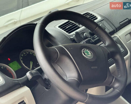 Шкода Румстер 2007 у Дрогобичі на Automoto.ua Білий Шкода Румстер, об'ємом двигуна 1.4 л та пробігом 244 тис. км за 4650 $, фото 53 на Automoto.ua