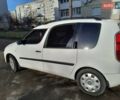 Білий Шкода Румстер, об'ємом двигуна 1.39 л та пробігом 286 тис. км за 4600 $, фото 2 на Automoto.ua