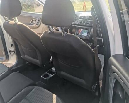 Белый Шкода Румстер, объемом двигателя 1.6 л и пробегом 214 тыс. км за 6000 $, фото 18 на Automoto.ua